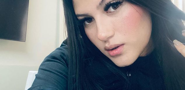 Model - Mara Castillo latina