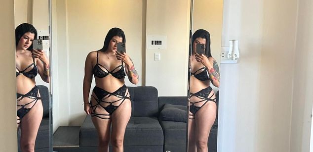 Model - Mara Castillo latina