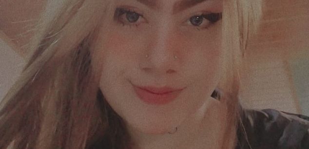 Model - alisoncumgirl suck