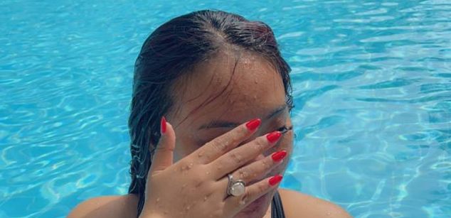 Model - Asian Anal Queen dildo