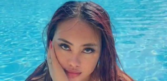 Model - Asian Anal Queen dildo