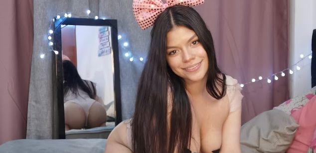 Model - Alondra_sweet squirt