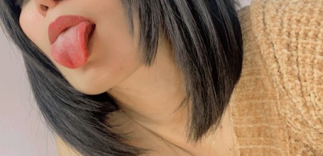 Model - Hanna Chloe young