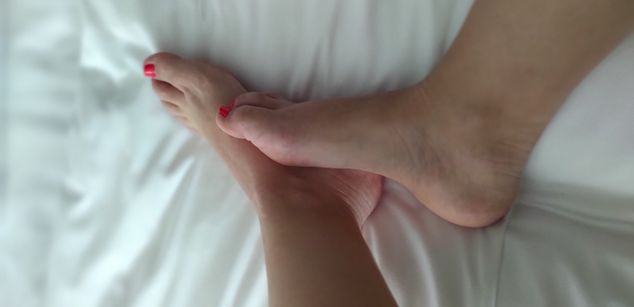 Model - Valeria C squirt