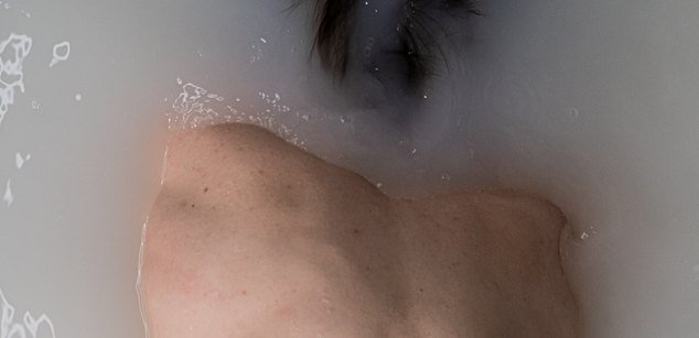 Model - Freddie Lorenz fingering