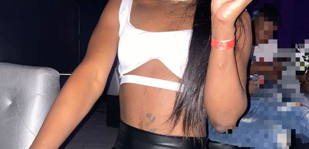 Model - Nia Patherson latina