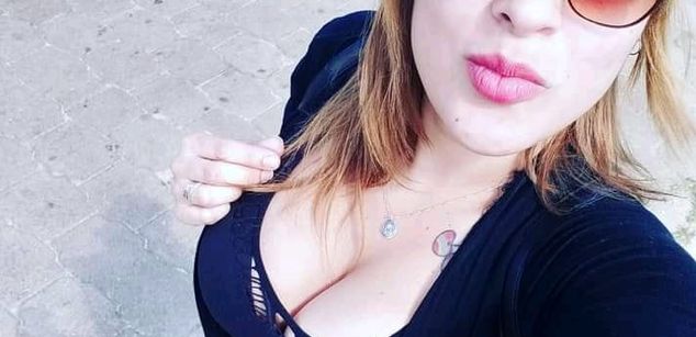 Model - ShanonStone tatoo