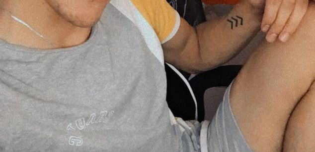 Model - Poysonsam bisexual