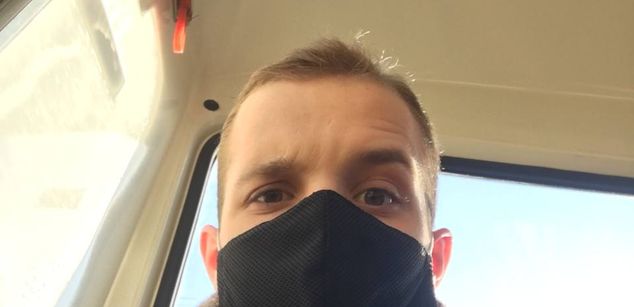 Model - BeltonPlay brown