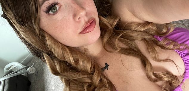 Model - Goddess Paige beautiful