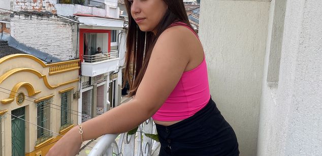 Model - Sofia latina