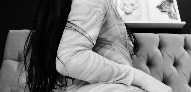 Model - EmilyPrada feet