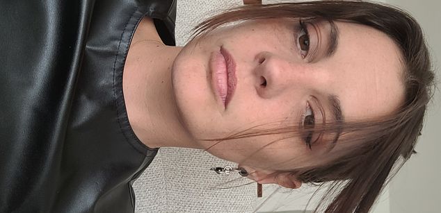 Model - Lana The Virus frenchy