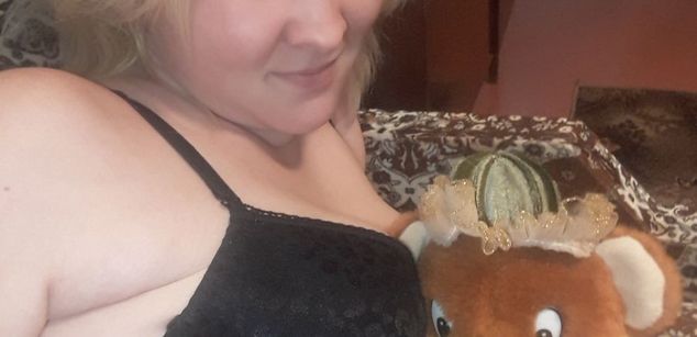 Model - Alena  Hipped whore