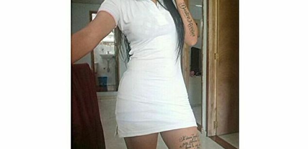 Model - Samantha Beaker BigTitts