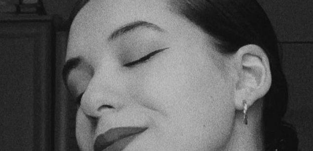 Model - Kate Kili cute