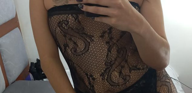 Model - Sexy-Katarina bigcock