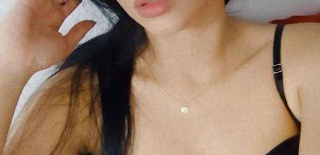 Model - Dahara Fox joi