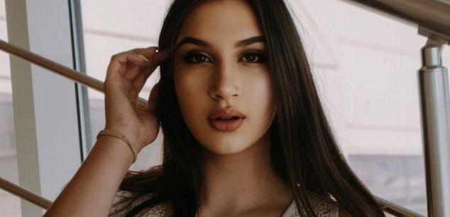 Model - Kriss fetish