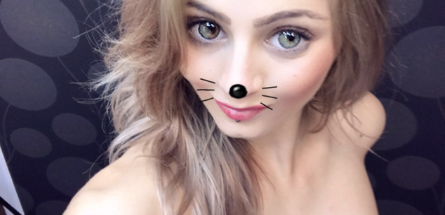 Model - ElyMadline latex