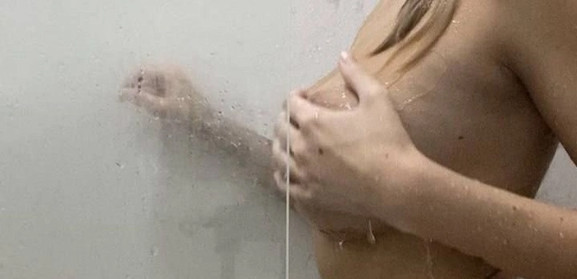 Model - Caramel21 findom