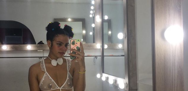 Model - Alice squirt