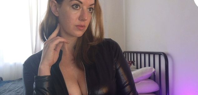 Model - Topsy Wilde findom