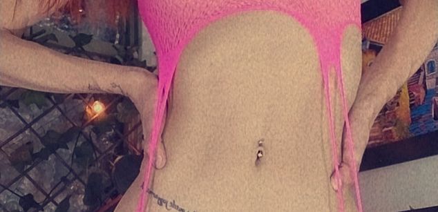 Model - ALLISON FERNANDA RUIZ LOVENSE