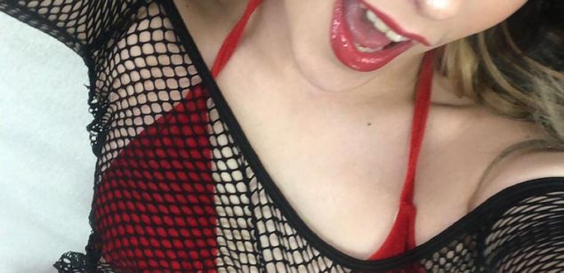 Model - NickyStyris young