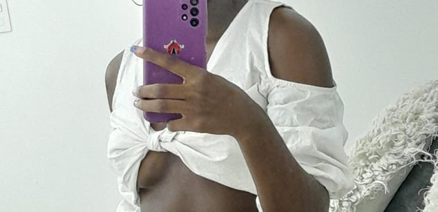 Model - OlivieLeroy heels