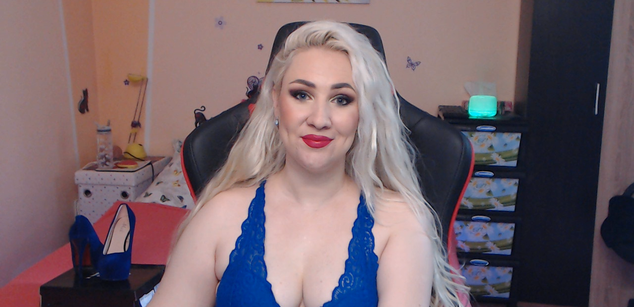 Model - Miss Lexy Gold findom