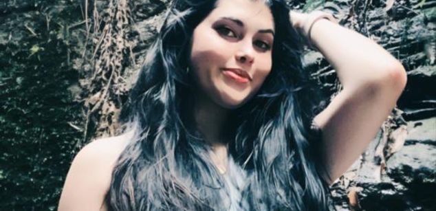 Model - NaniCute cute