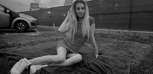 Model - SkylarRedstone gfe