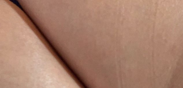 Model - Eve Luxe BigBooty