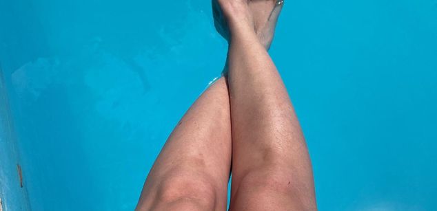 Model - GoddessHarley latex