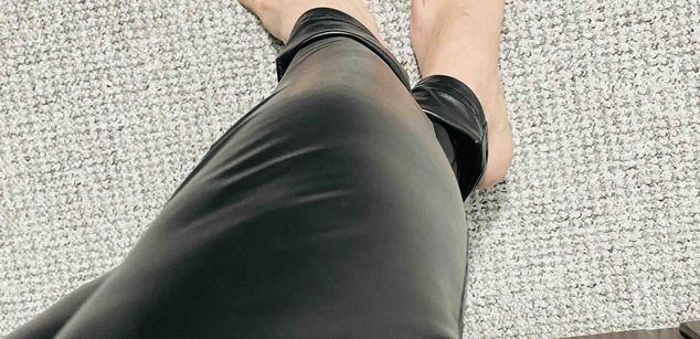 Model - GoddessHarley latex