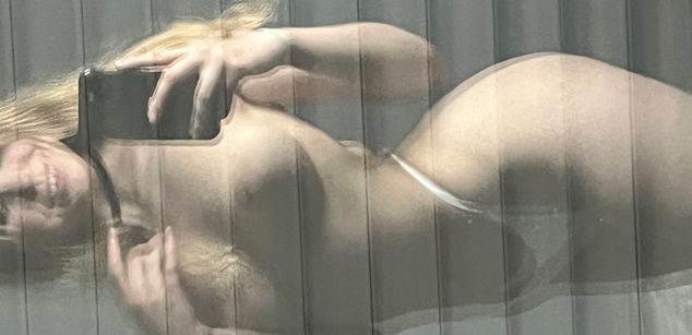 Model - AnyAmaazzy mistress