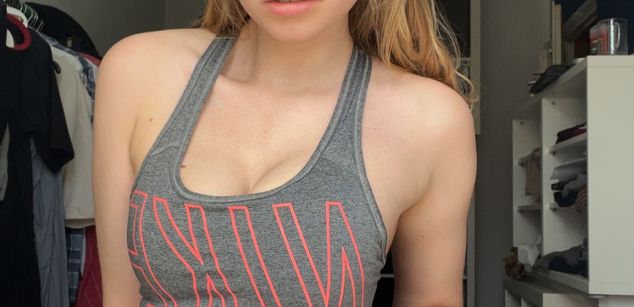 Model - AnyAmaazzy mistress