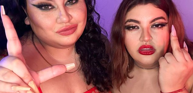 Model - ALPHA LESBIANS joi