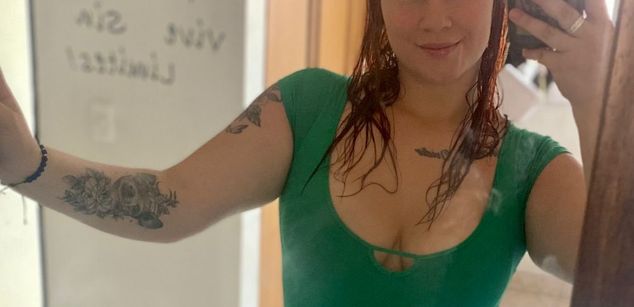 Model - Lexy Grayy joi