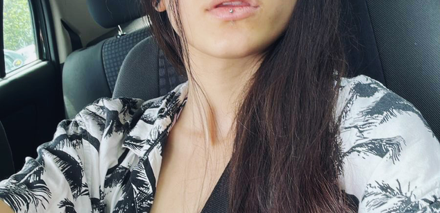 Model - LucyPurple squirt