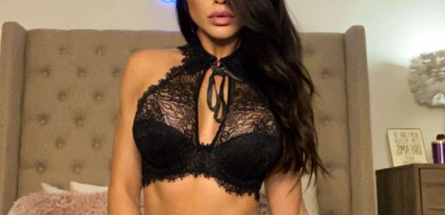 Model - Janessa Brazil bigass