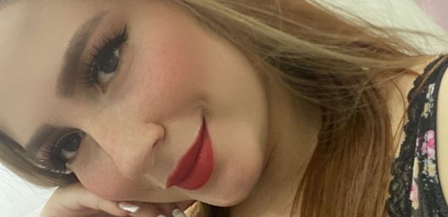 Model - Lexy Grayy joi