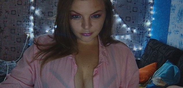 Model - Alexa Princess blowjob