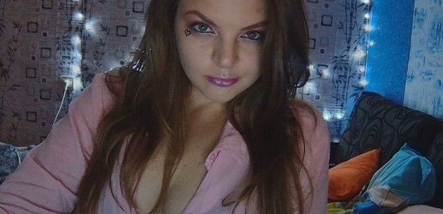 Model - Alexa Princess blowjob