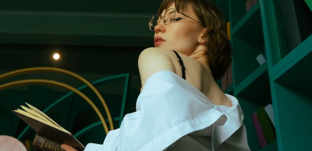 Model - Ask Audrey joi