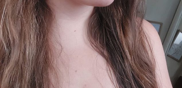 Model - Nina Baena bigboobs