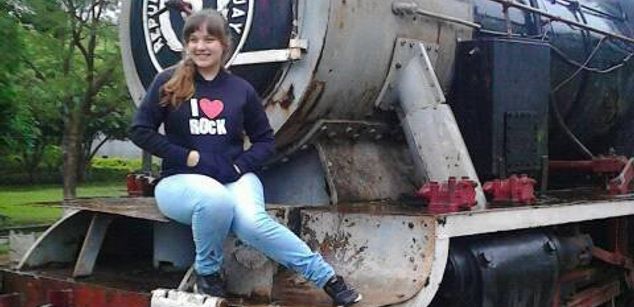 Model - Nina Baena bigboobs