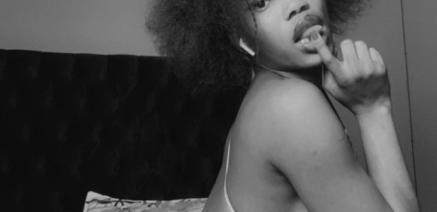 Model - tracie22 stockings