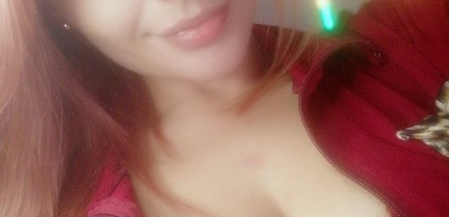 Model - Cristal Paris squirt